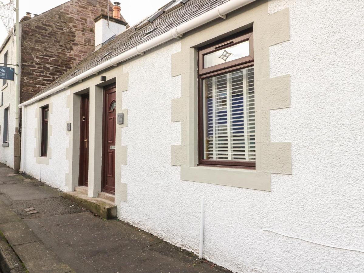 Feus Holiday Cottage ออคเทอราร์เดอร์ ภายนอก รูปภาพ