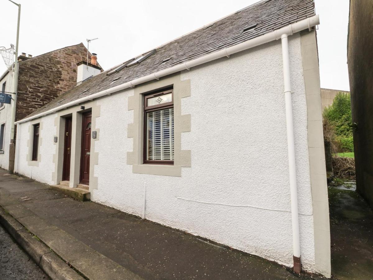 Feus Holiday Cottage ออคเทอราร์เดอร์ ภายนอก รูปภาพ