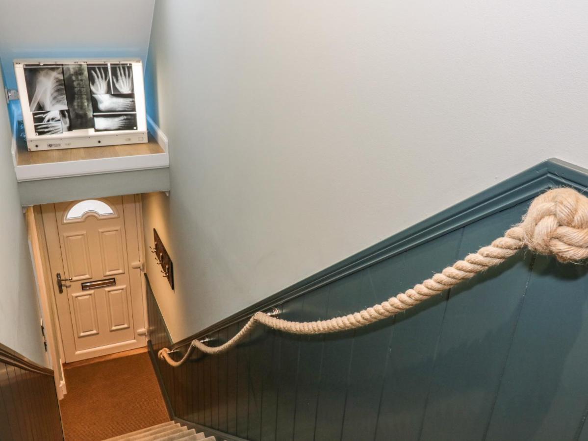 Feus Holiday Cottage ออคเทอราร์เดอร์ ภายนอก รูปภาพ